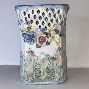 Lattice Ceramic Porcelain 3D Floral Square Flower Vase Cottagecore Grannycore